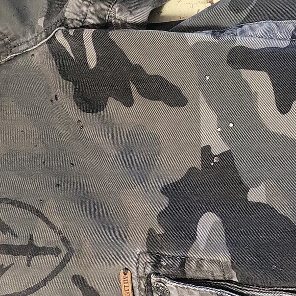 Mens Affliction Cargo Camo Shorts Bottoms - Picture 11 of 11